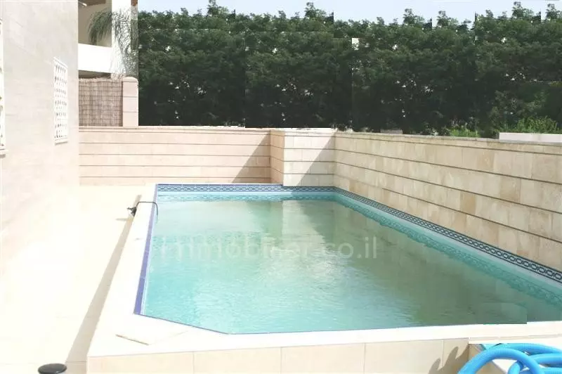 Con terrazza, in un bell'edificio, buona posizione, da non perdere! Piacevole, buone esposizioni, grande giardino, progetto di qualità