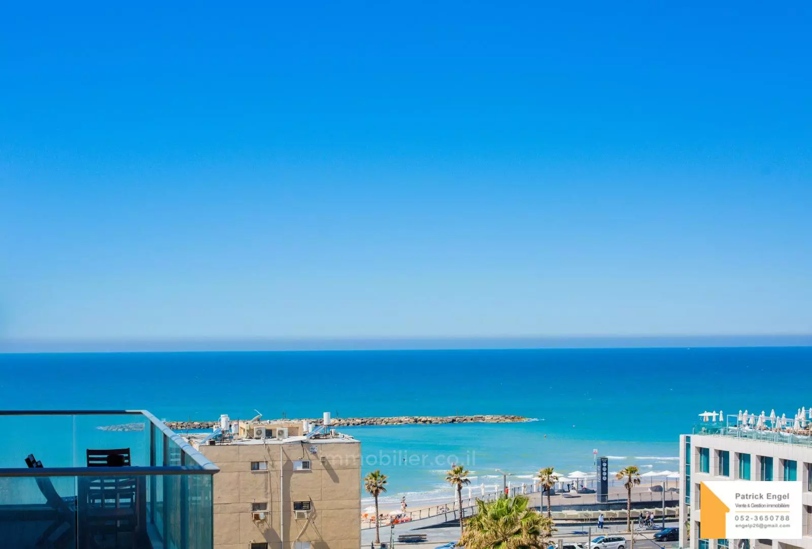Duplex con terrazza, silenzioso, vicino al mare, ben progettato, luminoso, spazioso, magnifico, ristrutturato