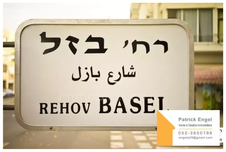 עם מרפסת, שקט, קרוב לים, בניין חדש עם מעלית - אסור לפספס! מסודר היטב, בהיר, מרווח, מפואר, משופץ