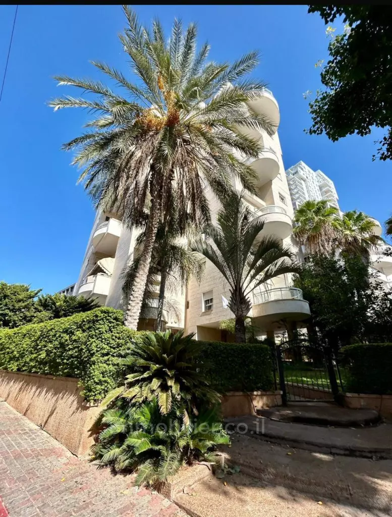 Penthouse in vendita a Netanya