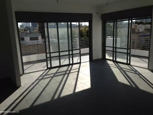 Mini penthouse con terrazza Gordon Ben Gurion