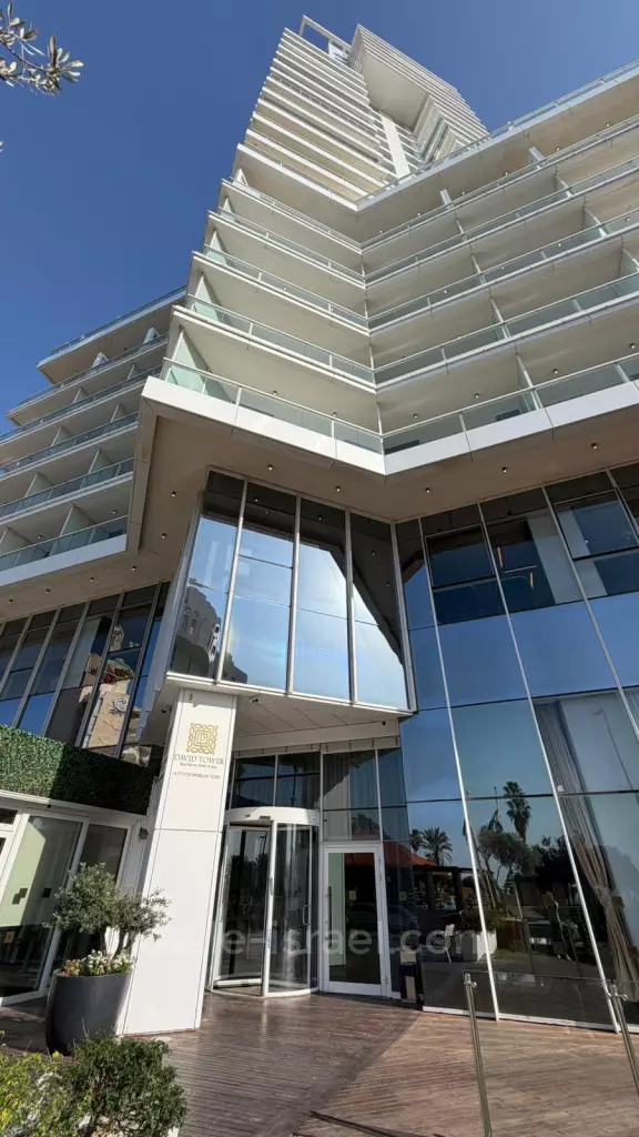 Palazzo prestigioso ai piedi del kikar: MIGDAL DAVID - BRIGA fronte mare - 4 locali 160m² + 24m² terrazza vista mare - 6.300.000 shekel
