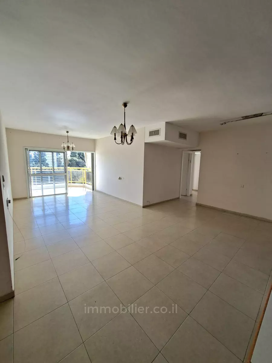 Da non perdere! Con terrazza, buona posizione, zona tranquilla