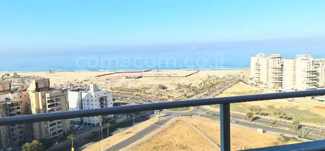 Da non perdere,con terrazza,Bellissimo appartamento,ben arredato,Buona posizione,Completamente arredato,Piano alto con vista,grande,Magnifico,spazioso,Vista mare
