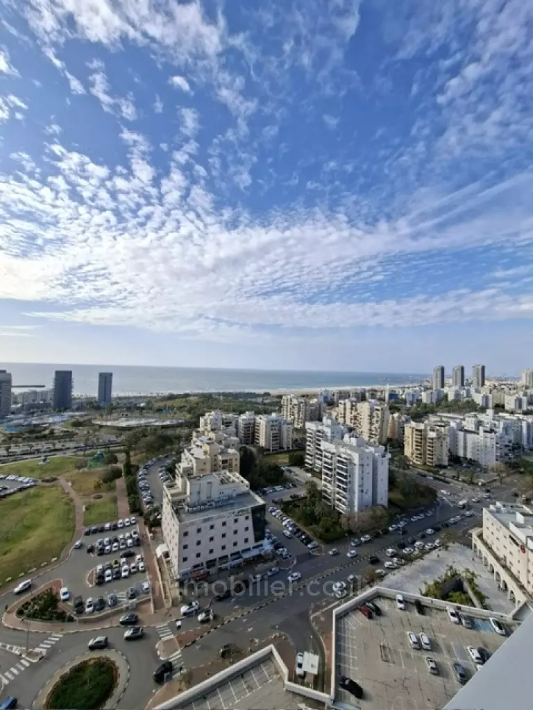 Appartamento di lusso 5 locali in vendita, vista mare completa nel cuore di Ashdod