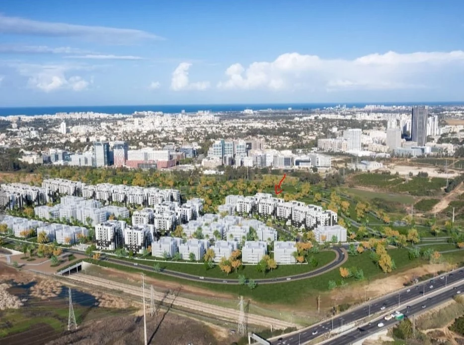 Localização ideal! Apartamento de 5 quartos à venda em frente ao parque Hayarkon, perto de todas as comodidades, Bnei Brak