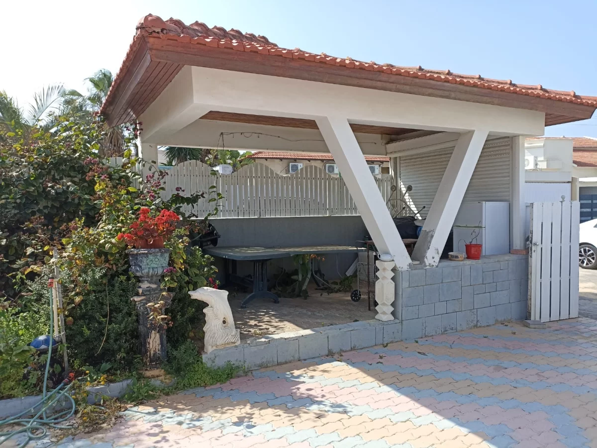 הזדמנות שאסור לפספס! וילה למכירה, מגרש גדול, קרוב לים, אפרידר, אשקלון