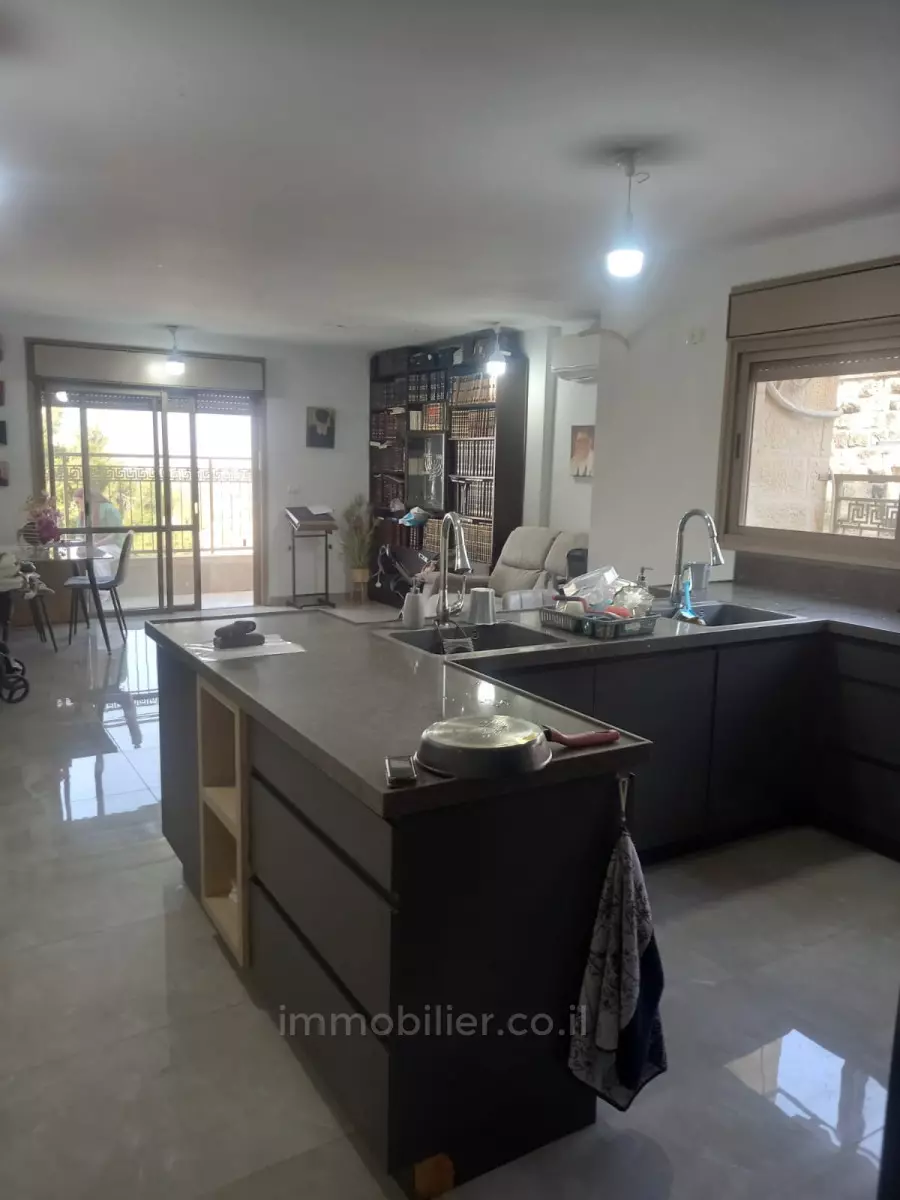 Appartamento nuovo di 3 locali 112m² - Bayit Vegan, Gerusalemme