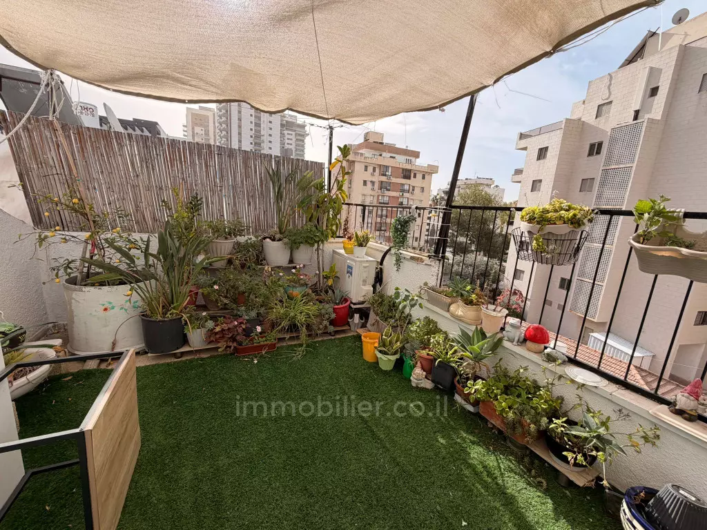 קוטג' עם פוטנציאל – צפון נתניה