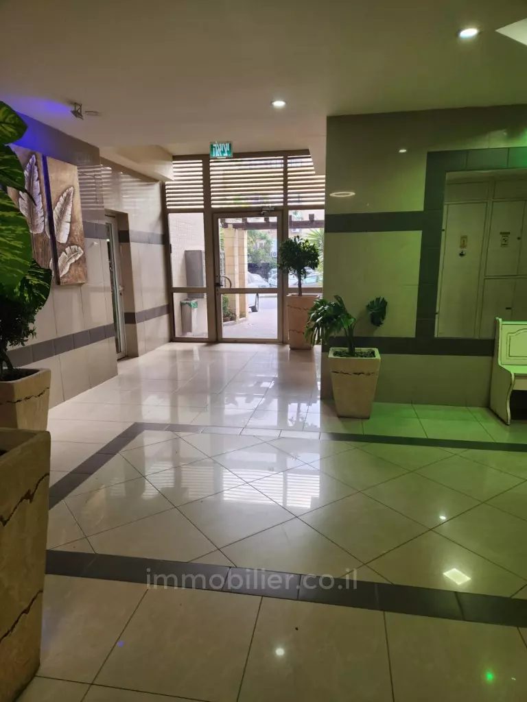 Bellissimo appartamento di 5 locali in pieno centro