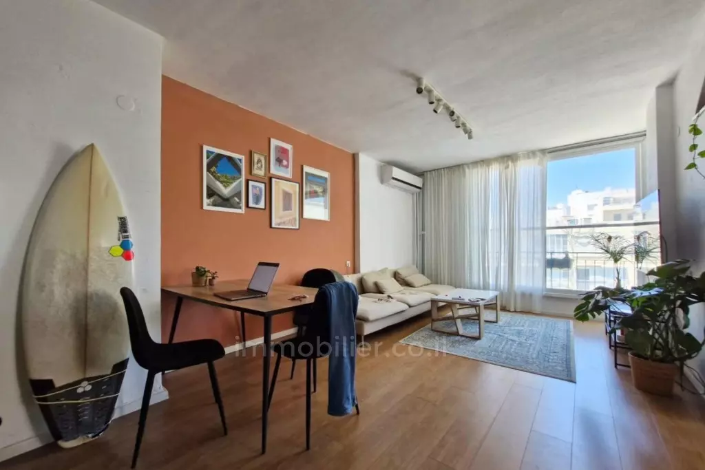 VENDESI - 3 LOCALI IN VIA MENDELE A 1 MIN DALLA SPIAGGIA!